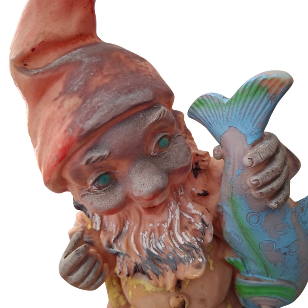 Vintage Resin Garden Gnome Statues Set of 2 Painted Weathered Look Heissner - Picture 7 of 15
